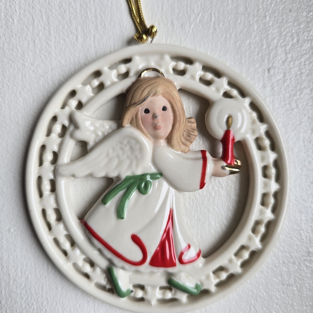 Lenox Pierced Figural Ornament Angel Round 24kt